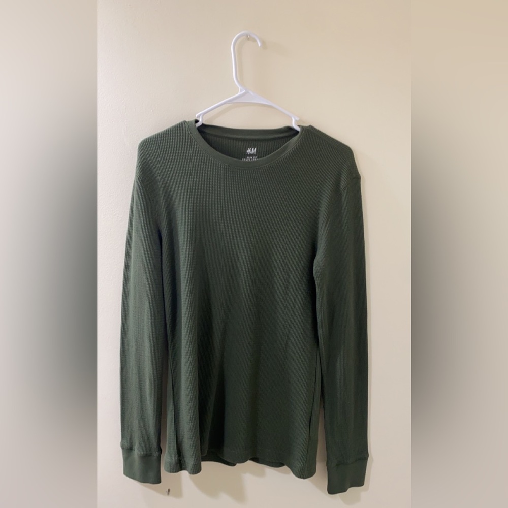 Slim fit knit sweater